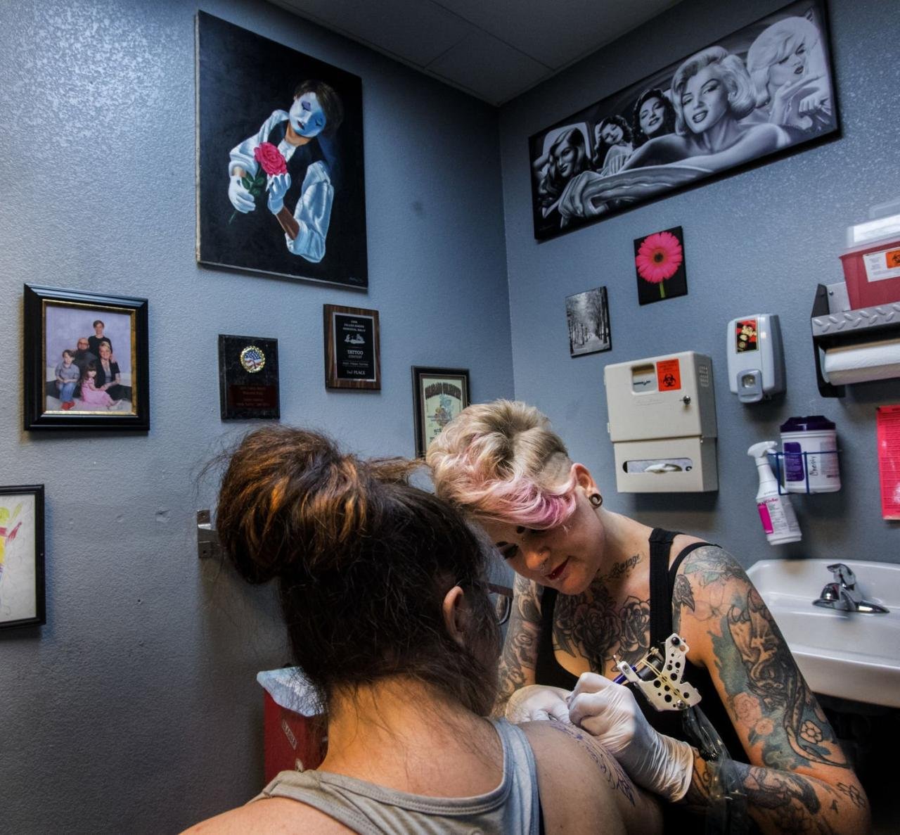 Best Black And White Tattoo Artist Colorado at Lucy Via blog Best Black And White Tattoo Artist Colorado at Lucy Via blog